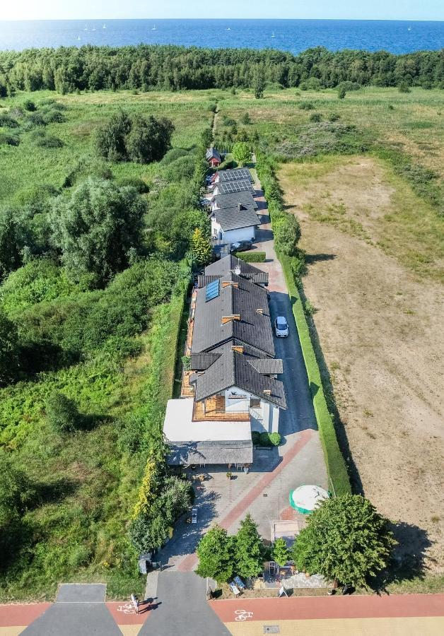 Osrodek Wypoczynkowy Swallow Grzybowo  Exterior photo